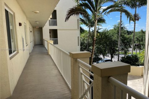 Condominio en alquiler en Pompano Beach, Florida, 3 dormitorios, 106.47 m2 № 1950517 - foto 4