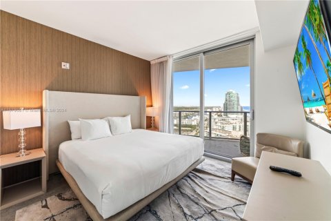 Copropriété à louer à Hollywood, Floride: 2 chambres, 104.89 m2 № 1933865 - photo 11