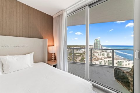 Copropriété à louer à Hollywood, Floride: 2 chambres, 104.89 m2 № 1933865 - photo 13