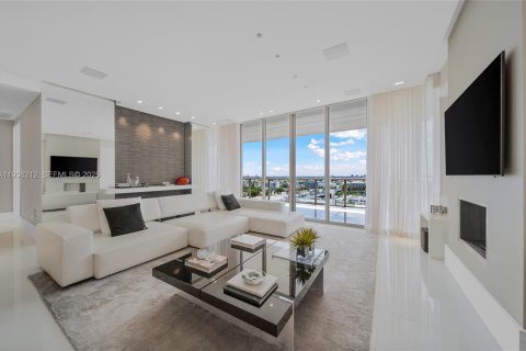 Copropriété à vendre à Bal Harbour, Floride: 2 chambres, 148.55 m2 № 1994254 - photo 5