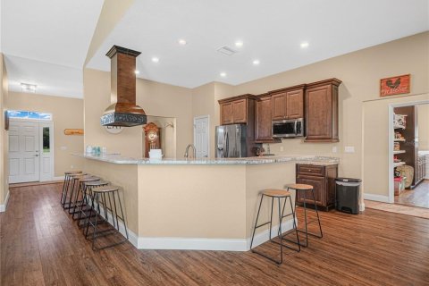 Villa ou maison à vendre à Polk City, Floride: 4 chambres, 242.75 m2 № 2415378 - photo 12