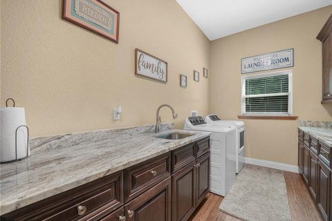 Villa ou maison à vendre à Polk City, Floride: 4 chambres, 242.75 m2 № 2415378 - photo 21