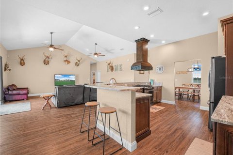 Villa ou maison à vendre à Polk City, Floride: 4 chambres, 242.75 m2 № 2415378 - photo 13