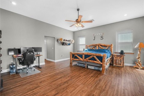 Villa ou maison à vendre à Polk City, Floride: 4 chambres, 242.75 m2 № 2415378 - photo 16