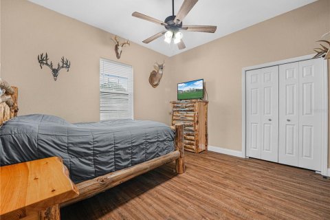 Villa ou maison à vendre à Polk City, Floride: 4 chambres, 242.75 m2 № 2415378 - photo 28