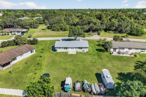 Купить виллу или дом в Порт-Сент-Луси, Флорида 3 спальни, 119.66м2, № 2023382 - фото 29