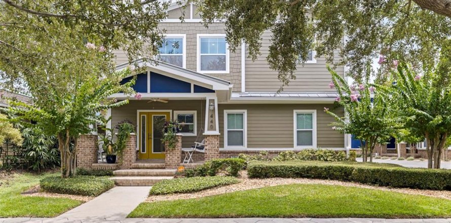 Townhouse in Saint Petersburg, Florida 2 bedrooms, 194.72 sq.m. № 1824055