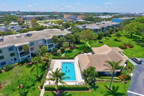 Condo in Jupiter, Florida, 2 bedrooms  № 1208219 - photo 1