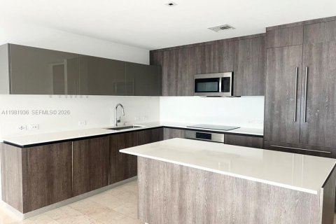 Copropriété à louer à Miami, Floride: 2 chambres, 124.95 m2 № 2080162 - photo 3