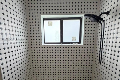 Villa ou maison à Cutler Bay, Floride 4 chambres, 151.71 m2 № 2286023