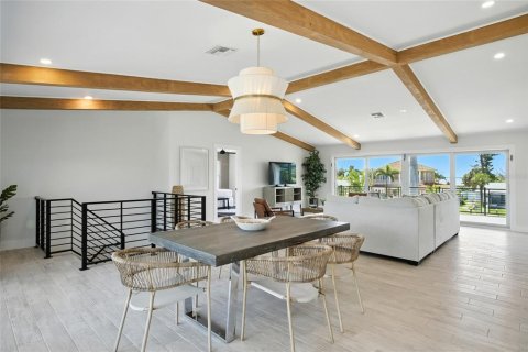 Villa ou maison à vendre à Holmes Beach, Floride: 5 chambres, 348.2 m2 № 1886676 - photo 8
