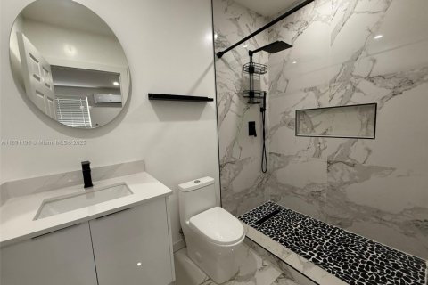 Commercial property in Plantation, Florida № 1944655 - photo 6