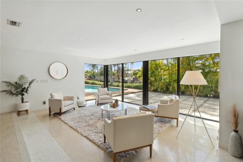 Villa ou maison à louer à North Miami, Floride: 4 chambres, 214.6 m2 № 2001164 - photo 10