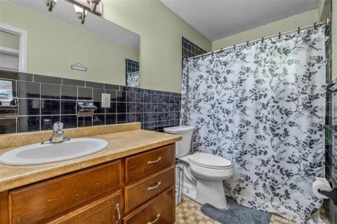 House in Floral City, Florida 2 bedrooms, 104.79 sq.m. № 1826732 - photo 24