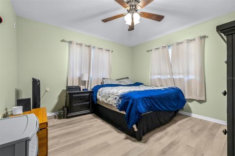 House in Floral City, Florida 2 bedrooms, 104.79 sq.m. № 1826732 - photo 21
