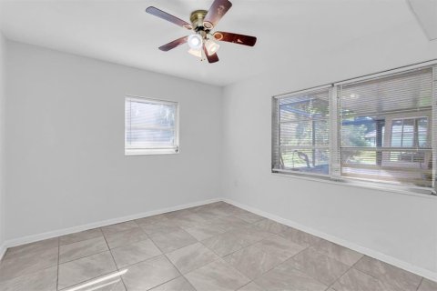 Villa ou maison à vendre à Floral City, Floride: 4 chambres, 175.12 m2 № 2411395 - photo 16