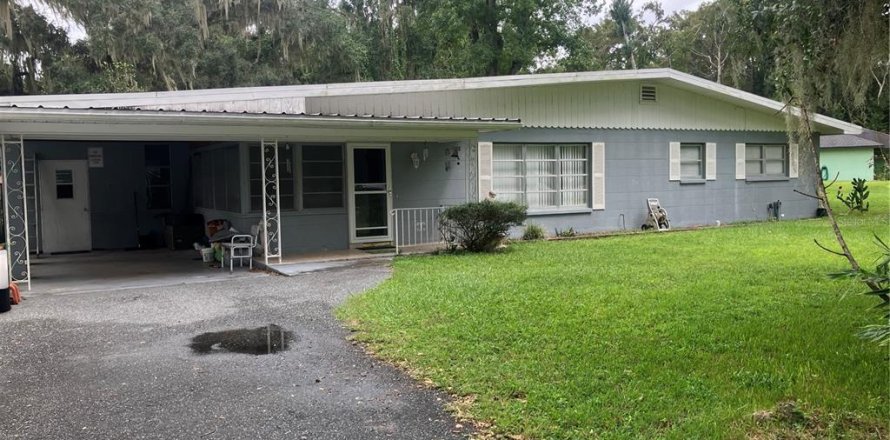 Villa ou maison à Floral City, Floride 4 chambres, 175.12 m2 № 2411395