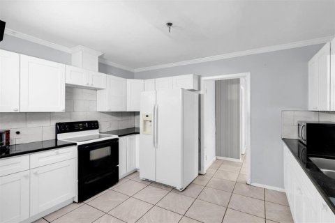 Villa ou maison à vendre à Floral City, Floride: 4 chambres, 175.12 m2 № 2411395 - photo 10