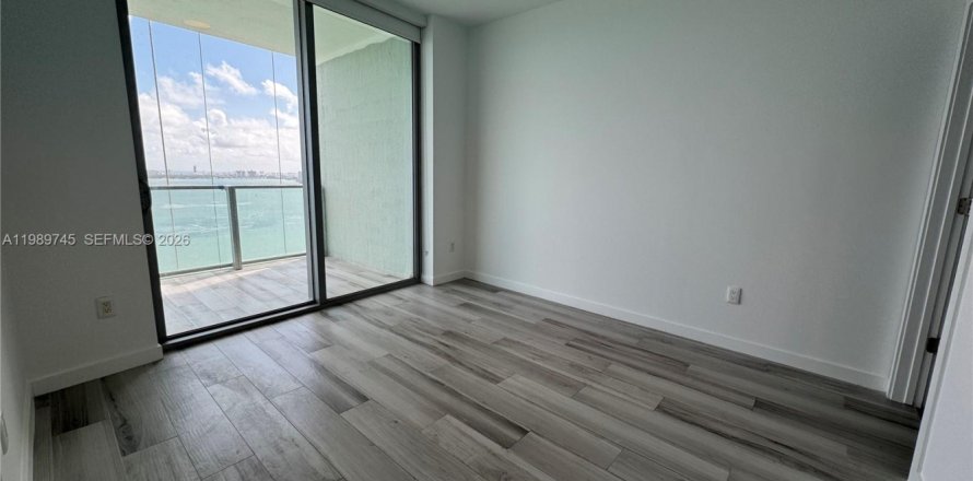 Condo à Miami, Floride, 2 chambres  № 2051733