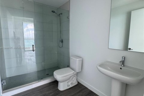 Copropriété à louer à Miami, Floride: 2 chambres, 105.63 m2 № 2051733 - photo 11