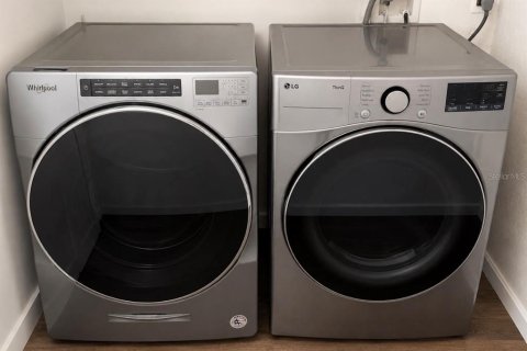 Снять в аренду виллу или дом в Холидэй, Флорида 3 спальни, 98.1м2, № 2109979 - фото 10