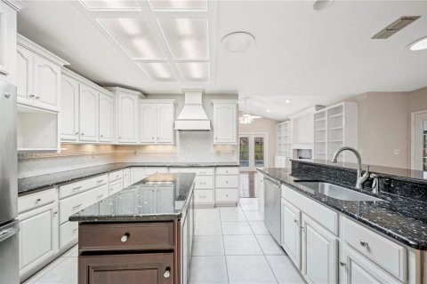 House in Lakeland, Florida 4 bedrooms, 244.89 sq.m. № 1681577 - photo 29