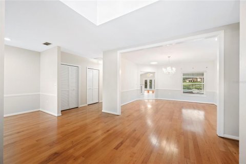 House in Lakeland, Florida 4 bedrooms, 244.89 sq.m. № 1681577 - photo 8