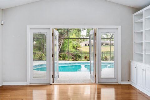 House in Lakeland, Florida 4 bedrooms, 244.89 sq.m. № 1681577 - photo 18