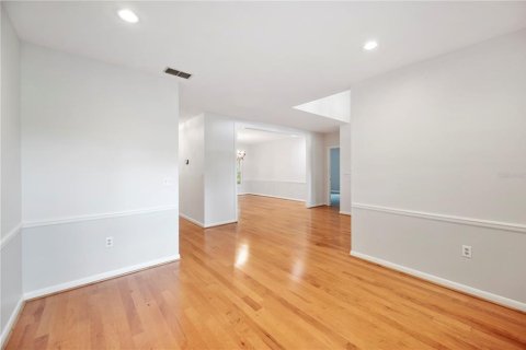 House in Lakeland, Florida 4 bedrooms, 244.89 sq.m. № 1681577 - photo 7