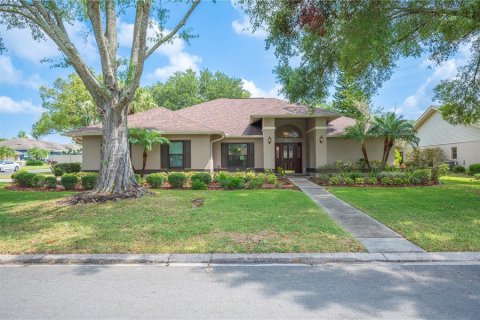 House in Lakeland, Florida 4 bedrooms, 244.89 sq.m. № 1681577 - photo 1