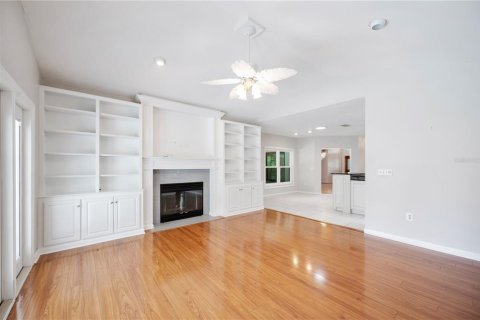 House in Lakeland, Florida 4 bedrooms, 244.89 sq.m. № 1681577 - photo 16