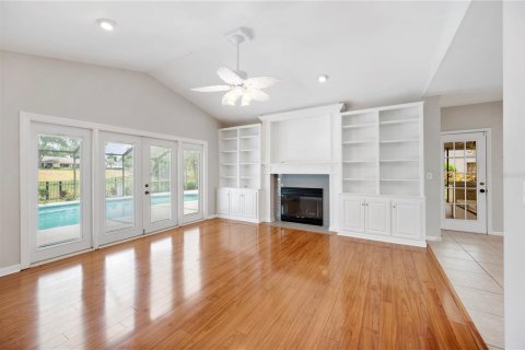 House in Lakeland, Florida 4 bedrooms, 244.89 sq.m. № 1681577 - photo 14