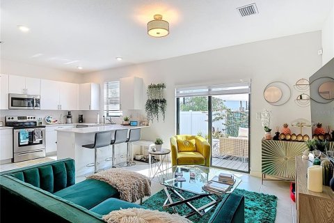 Townhouse in Miami, Florida 3 bedrooms, 124.86 sq.m. № 1834978 - photo 8