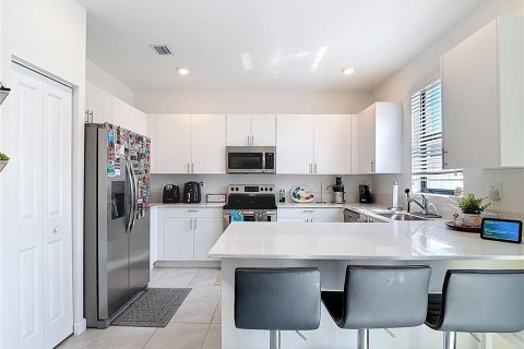 Townhouse in Miami, Florida 3 bedrooms, 124.86 sq.m. № 1834978 - photo 18