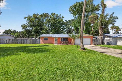 Villa ou maison à vendre à South Daytona, Floride: 3 chambres, 193.79 m2 № 2355914 - photo 6