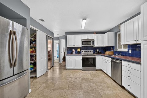 Villa ou maison à vendre à South Daytona, Floride: 3 chambres, 193.79 m2 № 2355914 - photo 18