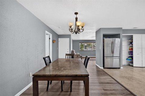 Villa ou maison à vendre à South Daytona, Floride: 3 chambres, 193.79 m2 № 2355914 - photo 16