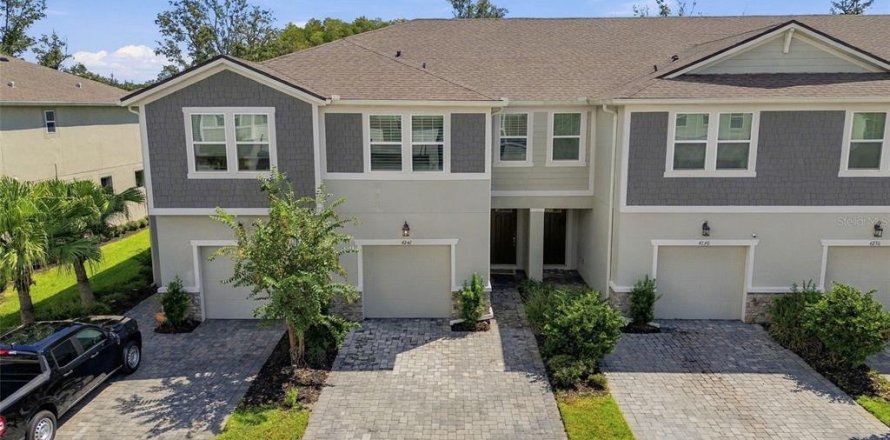 Townhouse in VOLANTI in Lutz, Florida 3 bedrooms, 175.4 sq.m. № 2373945