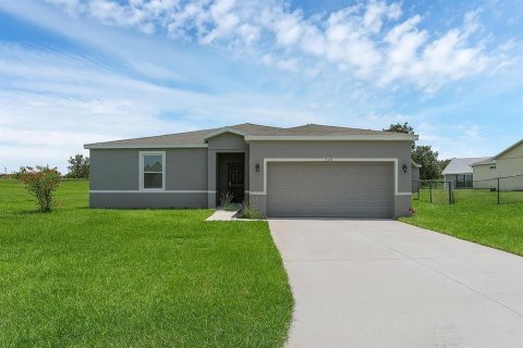 Villa ou maison à louer à Poinciana, Floride: 4 chambres, 166.57 m2 № 1832050 - photo 1