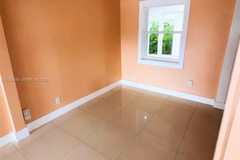 Villa ou maison à louer à North Miami, Floride: 3 chambres, 118.45 m2 № 2146518 - photo 13