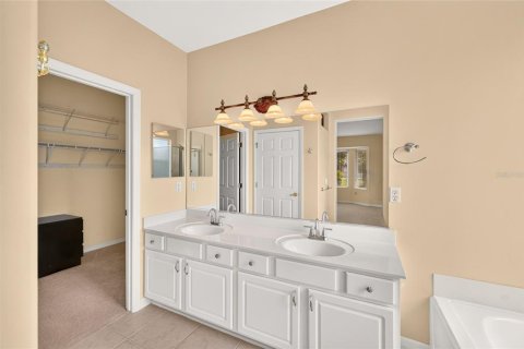 Casa en venta en Summerfield, Florida, 2 dormitorios, 187.29 m2 № 2384100 - foto 24