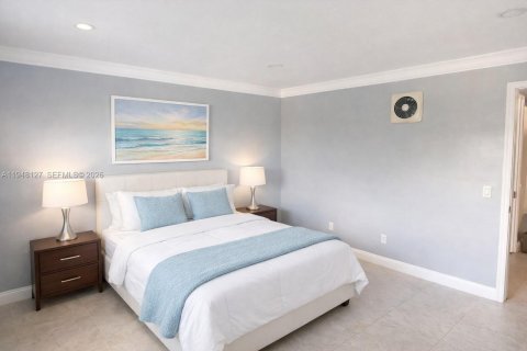 Condominio en alquiler en Coral Gables, Florida, 1 dormitorio, 38.09 m2 № 2004174 - foto 9