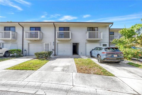 Condo à Pinellas Park, Floride, 2 chambres  № 2119596