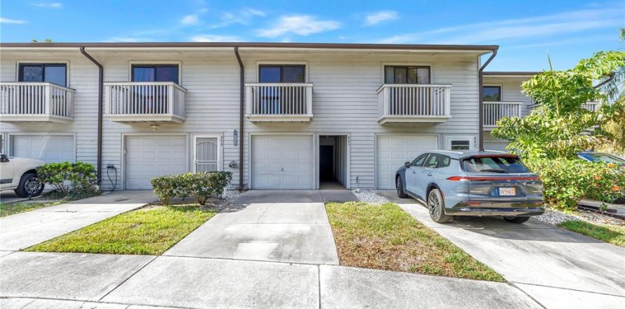 Condominio en Pinellas Park, Florida, 2 dormitorios № 2119596