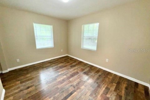 Villa ou maison à louer à DeLand, Floride: 2 chambres, 144.18 m2 № 2429663 - photo 9