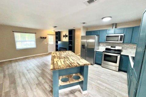 Villa ou maison à louer à DeLand, Floride: 2 chambres, 144.18 m2 № 2429663 - photo 6