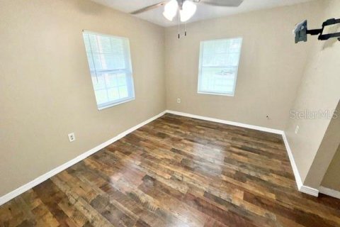 Villa ou maison à louer à DeLand, Floride: 2 chambres, 144.18 m2 № 2429663 - photo 7
