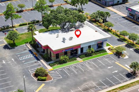 Commercial property in Port Richey, Florida № 2219442 - photo 11