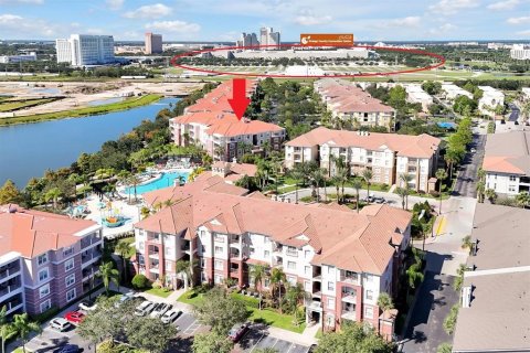 Condo in Orlando, Florida, 2 bedrooms  № 2116864 - photo 2
