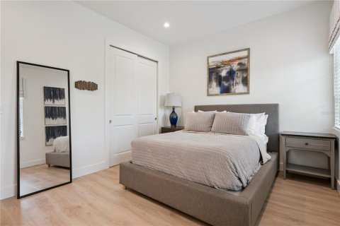 Townhouse in Winter Park, Florida 3 bedrooms, 240.15 sq.m. № 2140497 - photo 28